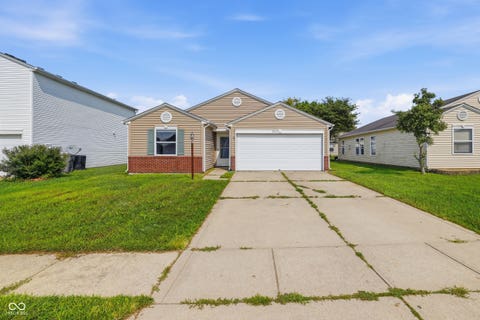 Photo of 8605 Bluff Point Way, Camby, IN 46113 (MLS # 22118641)
