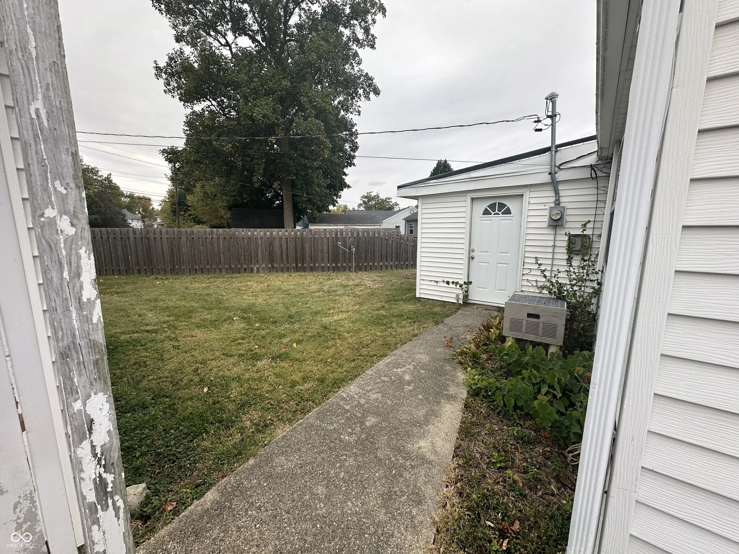 Lebanon, Indiana 46052, United States, 3 Bedrooms Bedrooms, ,1 BathroomBathrooms,Residential,Active,241072