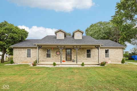 Photo of 7098 W 235 S, Homer, IN 46146 (MLS # 22125022)