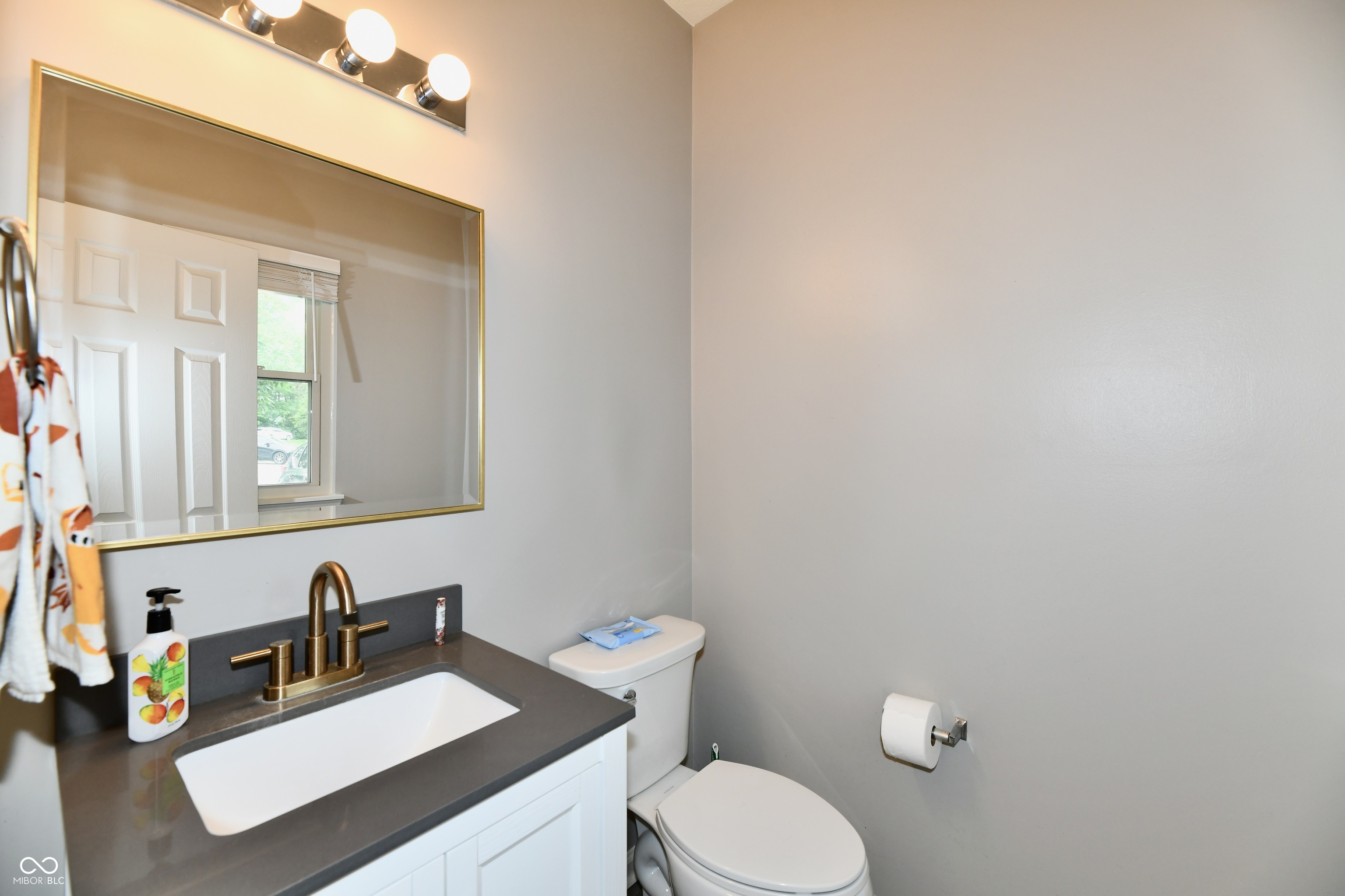 10058 Three Star Court