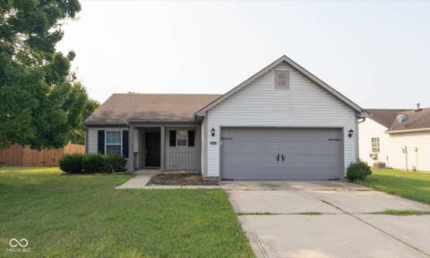 Photo of 5719 Blackley Lane, Indianapolis, IN 46254 (MLS # 22118720)
