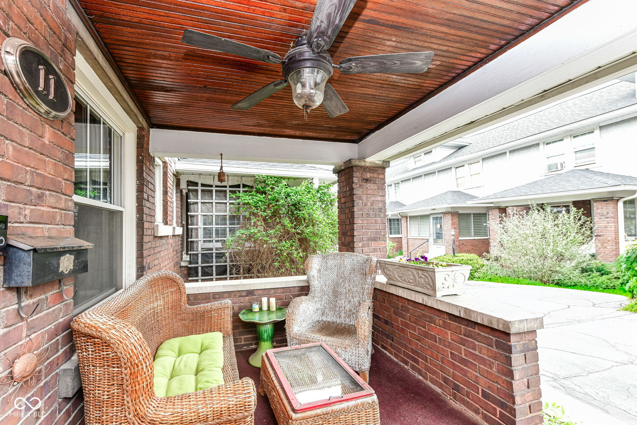 47 Johnson Avenue 11