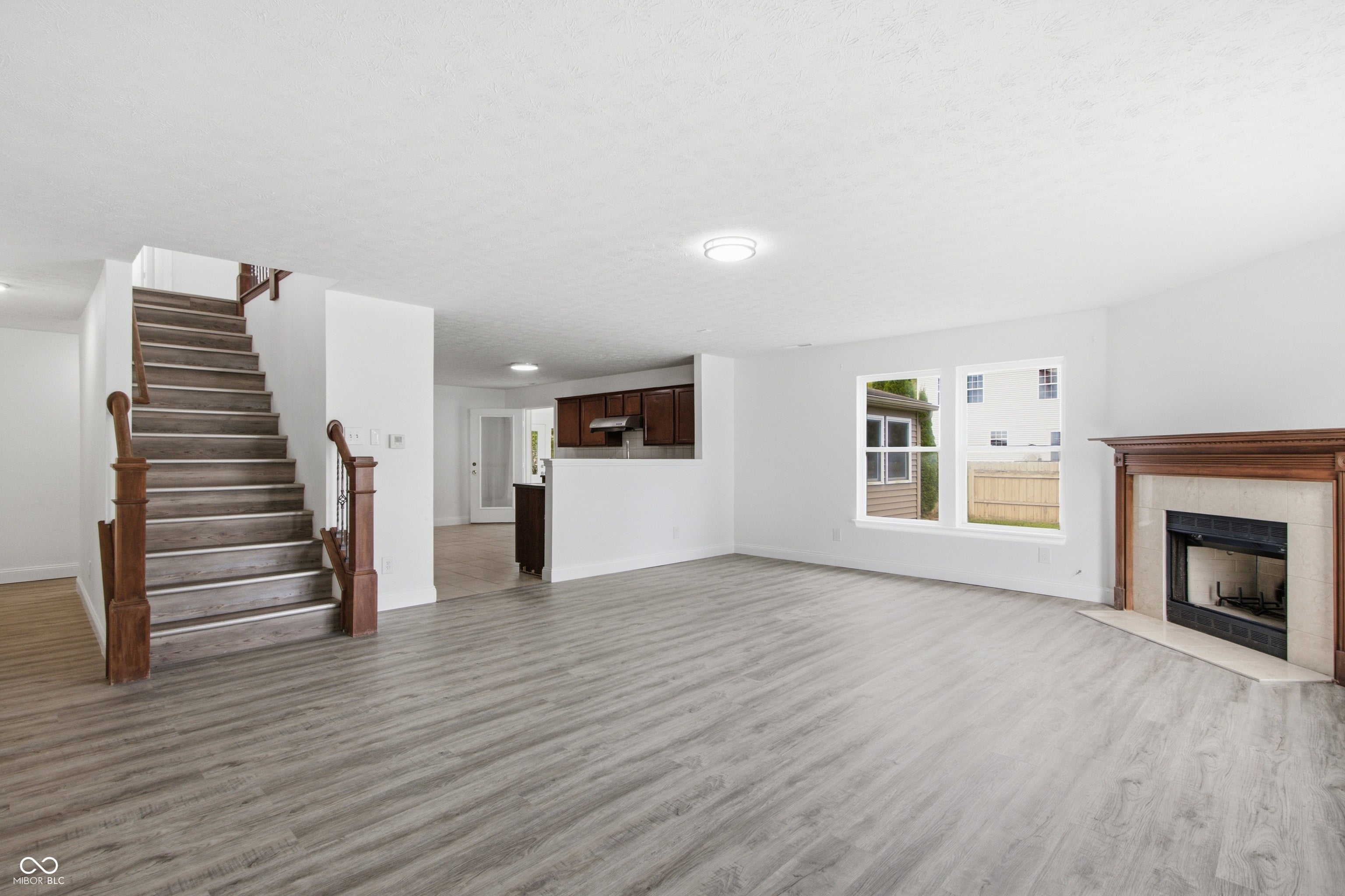 5870 Magnificent Lane