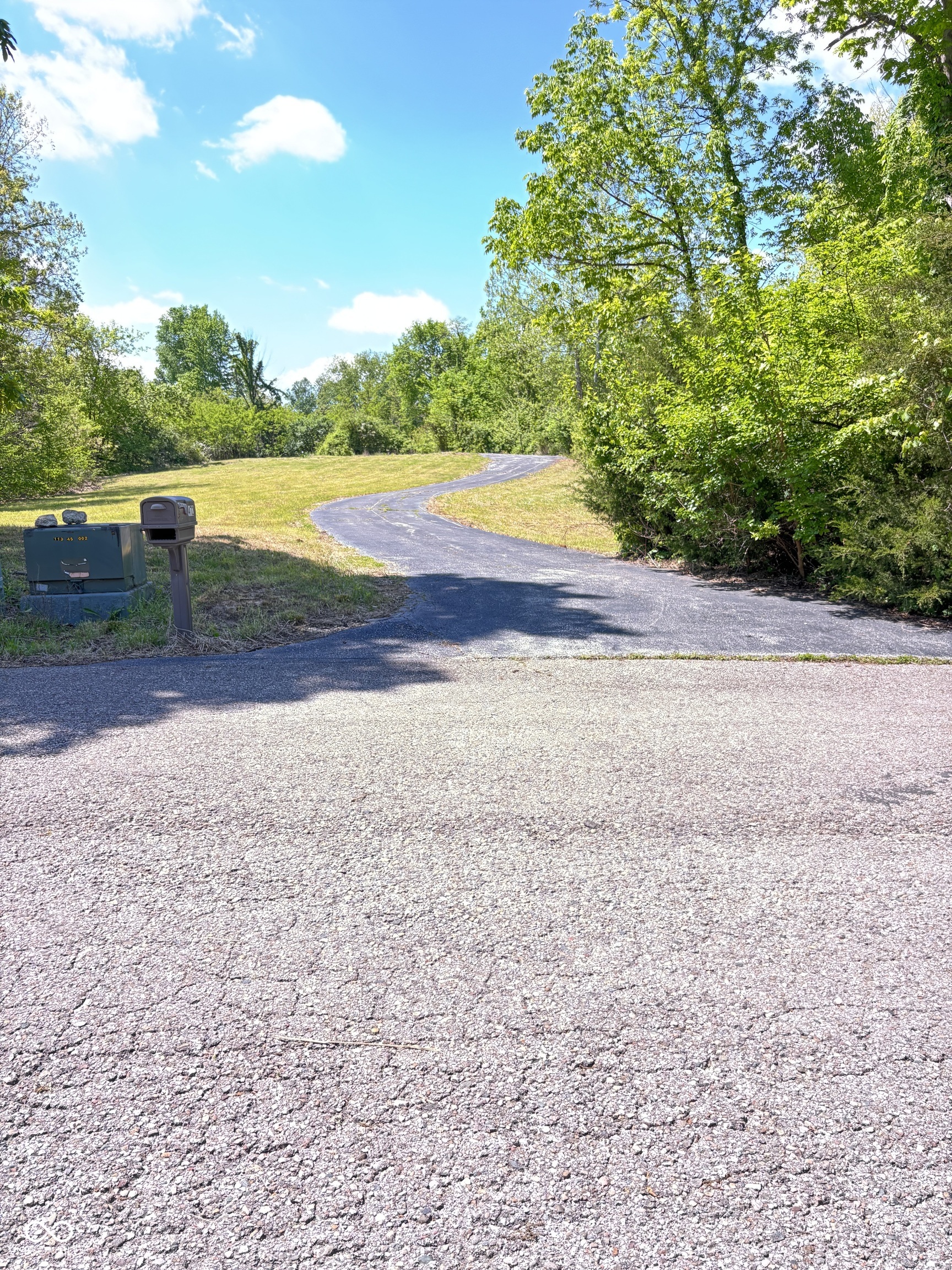 472 Rolling Hills Drive