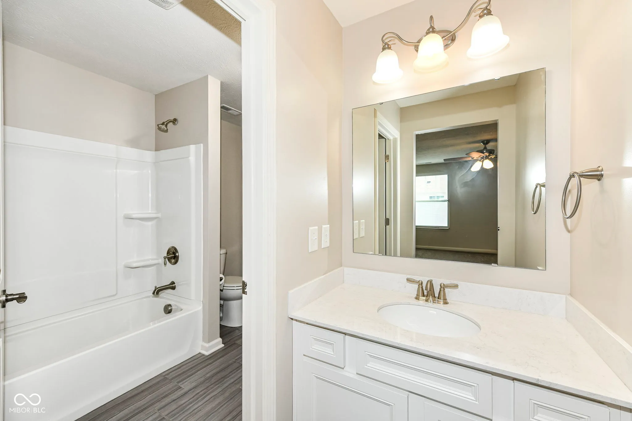 Whitestown, Indiana 46075, United States, 5 Bedrooms Bedrooms, ,5 BathroomsBathrooms,Residential,Pending,162768