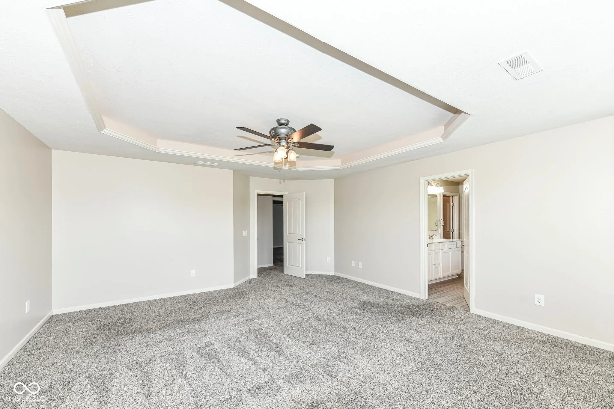 Whitestown, Indiana 46075, United States, 5 Bedrooms Bedrooms, ,5 BathroomsBathrooms,Residential,Pending,162768