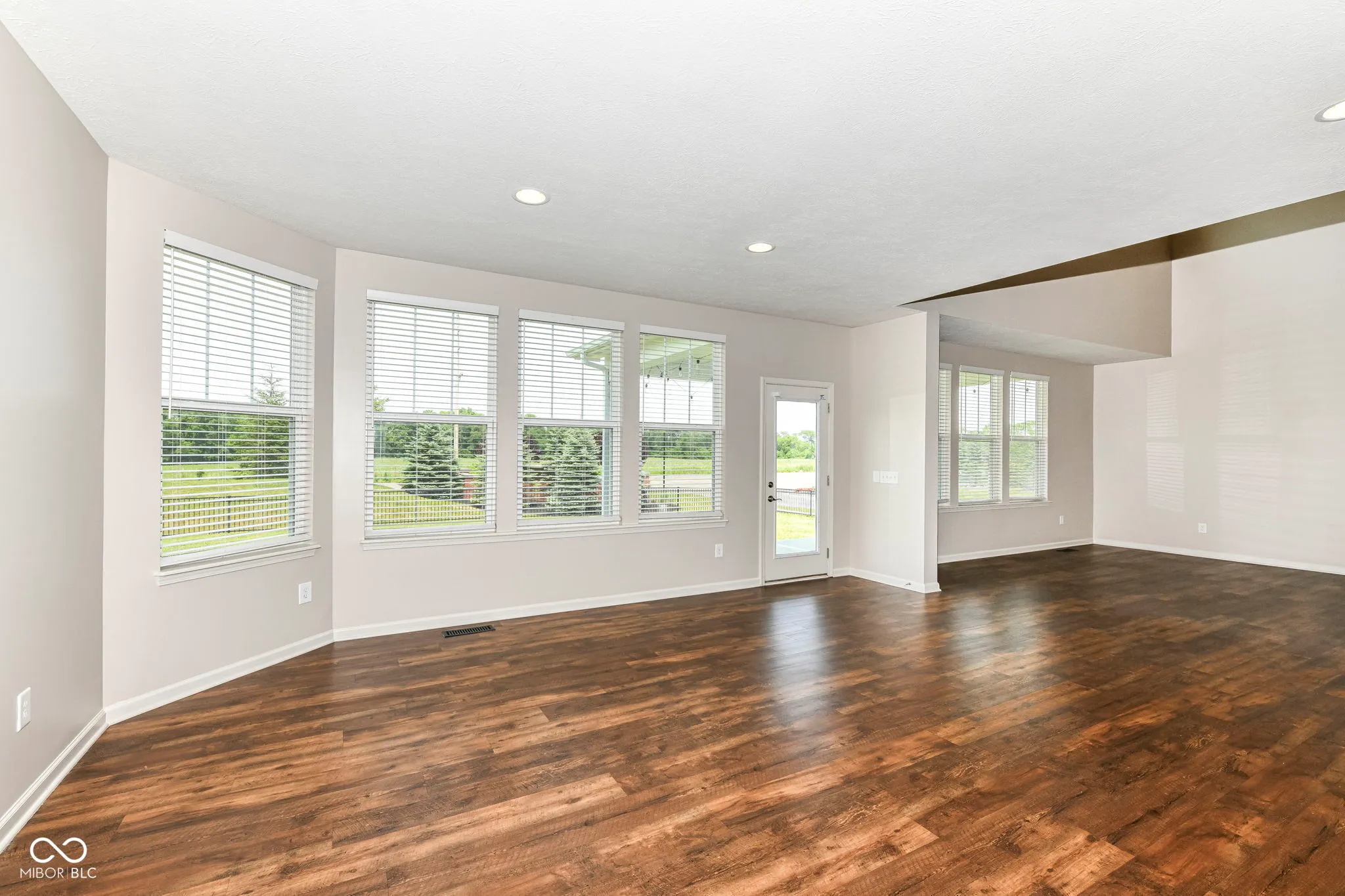 Whitestown, Indiana 46075, United States, 5 Bedrooms Bedrooms, ,5 BathroomsBathrooms,Residential,Pending,162768