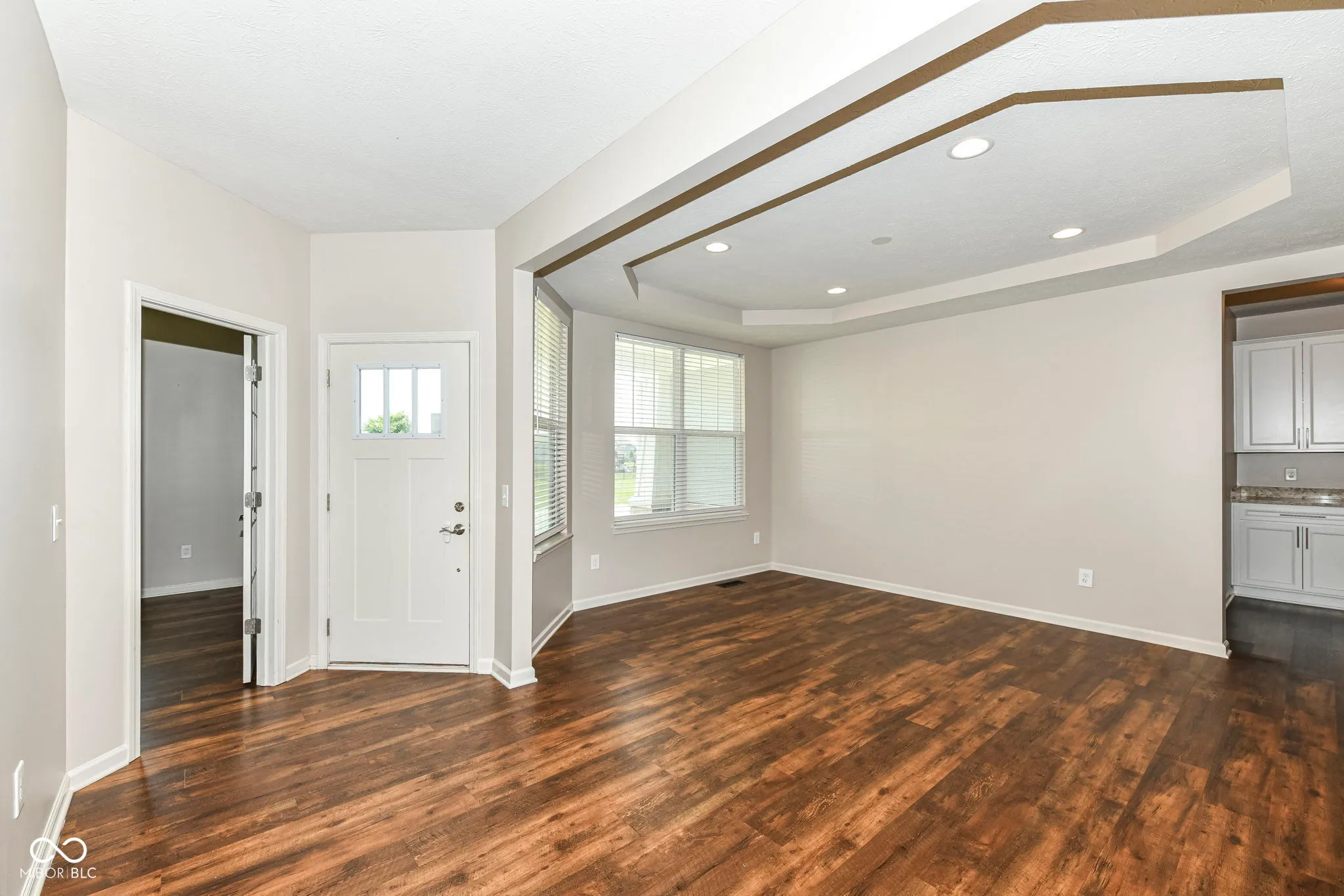 Whitestown, Indiana 46075, United States, 5 Bedrooms Bedrooms, ,5 BathroomsBathrooms,Residential,Pending,162768