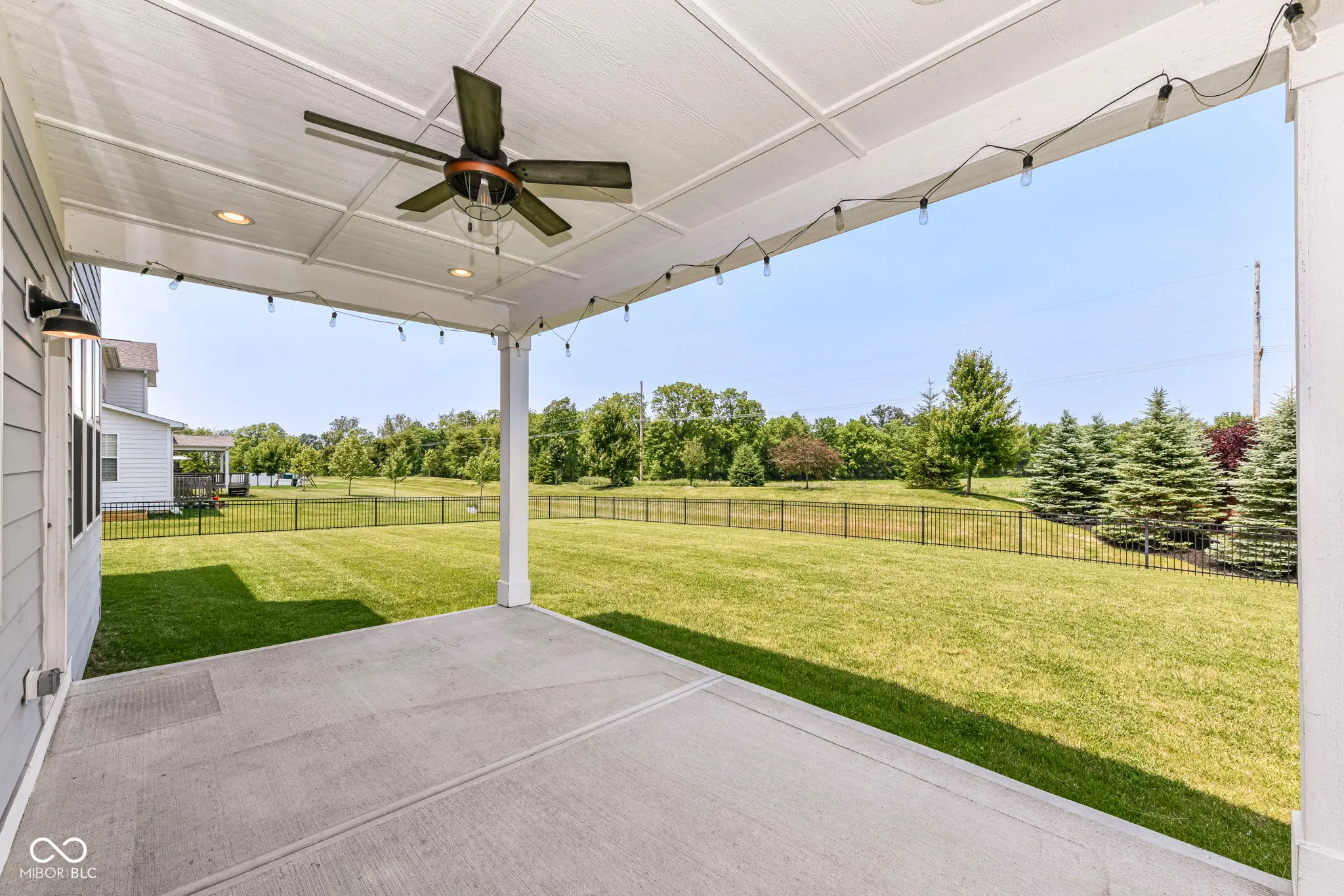 Whitestown, Indiana 46075, United States, 5 Bedrooms Bedrooms, ,5 BathroomsBathrooms,Residential,Pending,162768