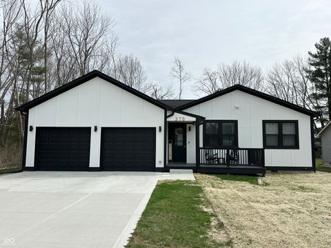 Photo of 378 Mill Springs, Fillmore, IN 46128 (MLS # 22089355)