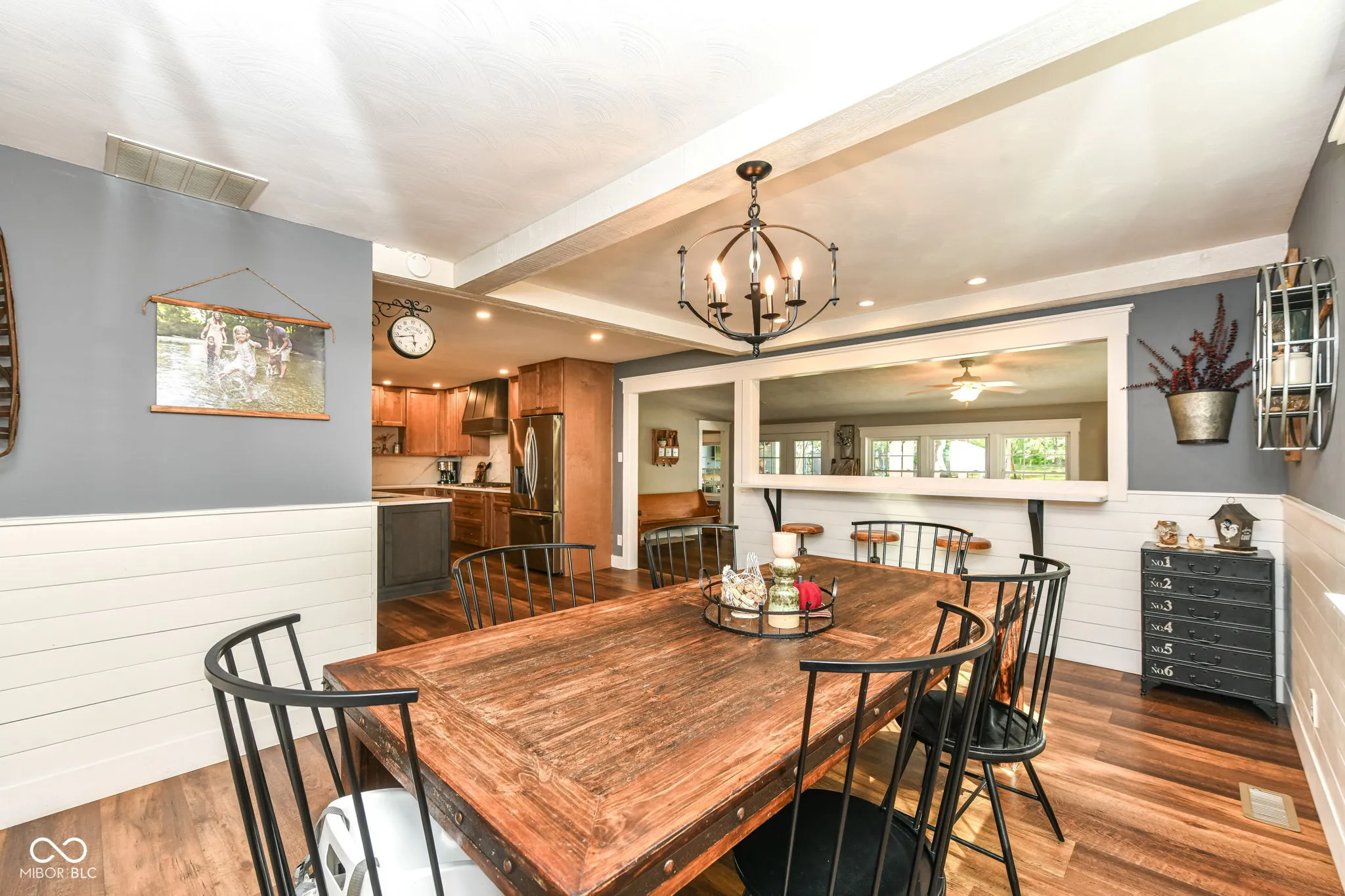 New Palestine, Indiana 46163, United States, 4 Bedrooms Bedrooms, ,3 BathroomsBathrooms,Residential,Active,221439