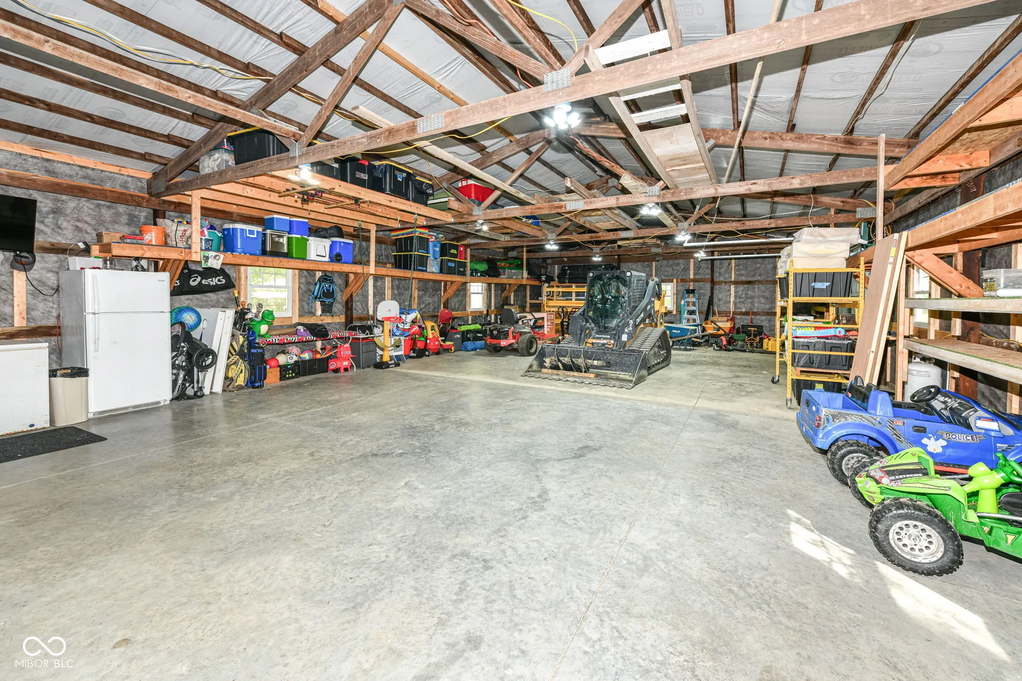 New Palestine, Indiana 46163, United States, 4 Bedrooms Bedrooms, ,3 BathroomsBathrooms,Residential,Active,221439