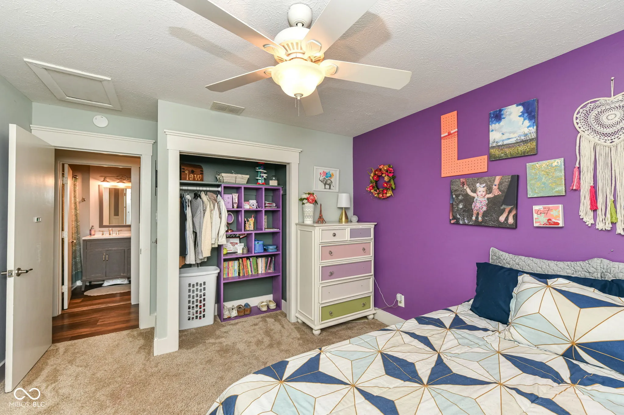 New Palestine, Indiana 46163, United States, 4 Bedrooms Bedrooms, ,3 BathroomsBathrooms,Residential,Active,221439