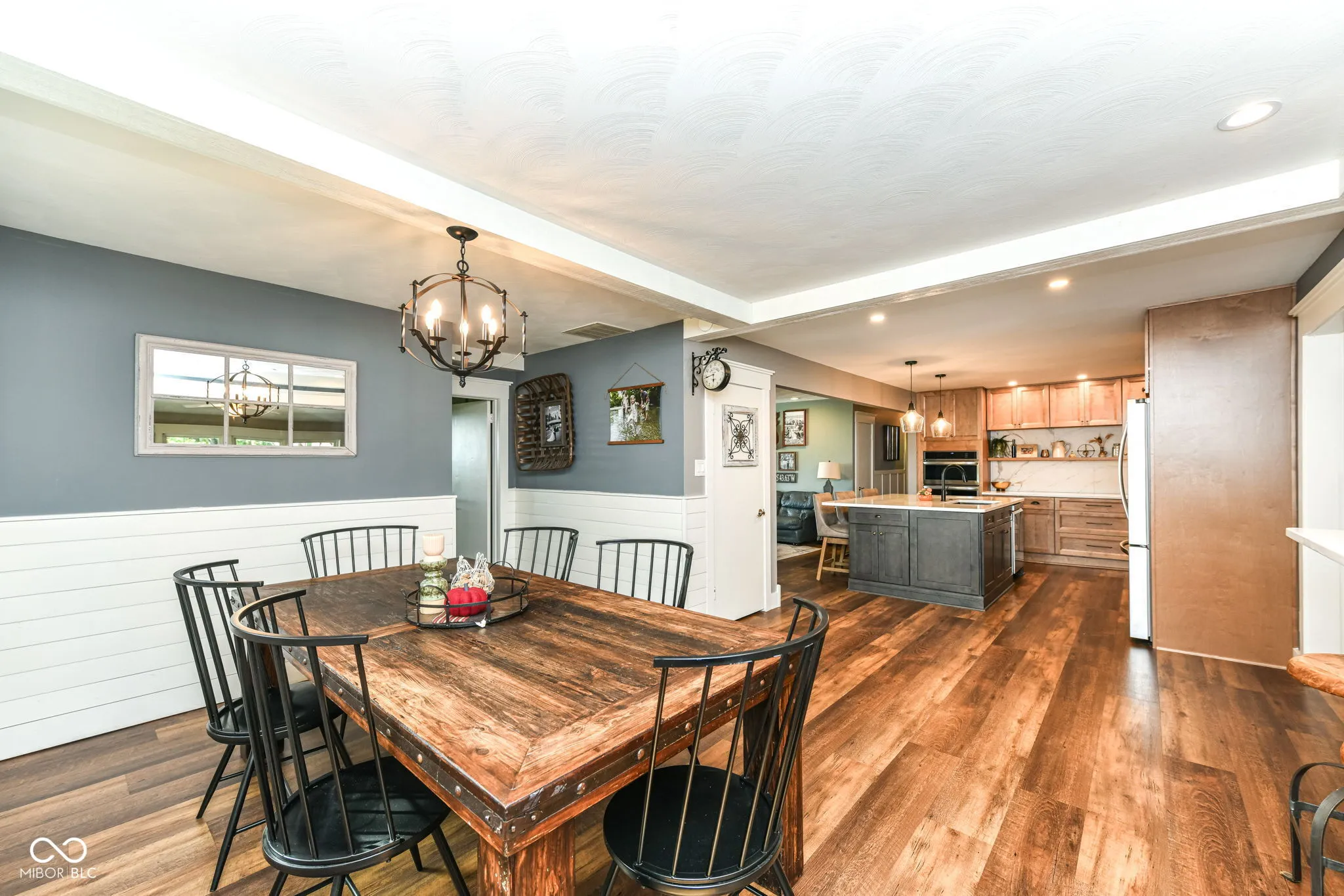 New Palestine, Indiana 46163, United States, 4 Bedrooms Bedrooms, ,3 BathroomsBathrooms,Residential,Active,221439