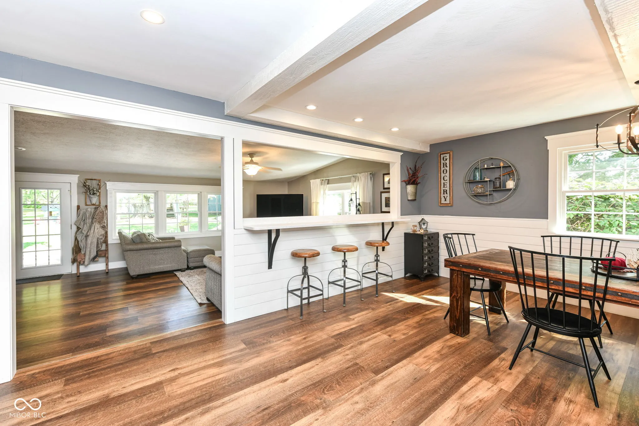 New Palestine, Indiana 46163, United States, 4 Bedrooms Bedrooms, ,3 BathroomsBathrooms,Residential,Active,221439