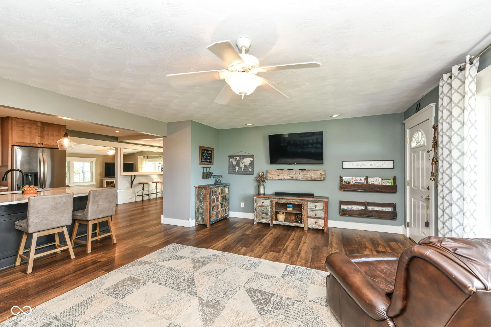 New Palestine, Indiana 46163, United States, 4 Bedrooms Bedrooms, ,3 BathroomsBathrooms,Residential,Active,221439