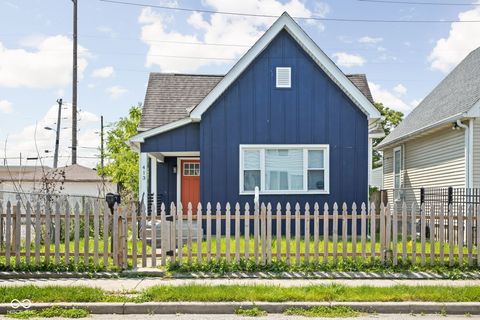 Photo of 413 E Caven Street, Indianapolis, IN 46225 (MLS # 22090332)