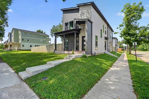 Photo of 2640 Winthrop Avenue, Indianapolis, IN 46205 (MLS # 22118200)
