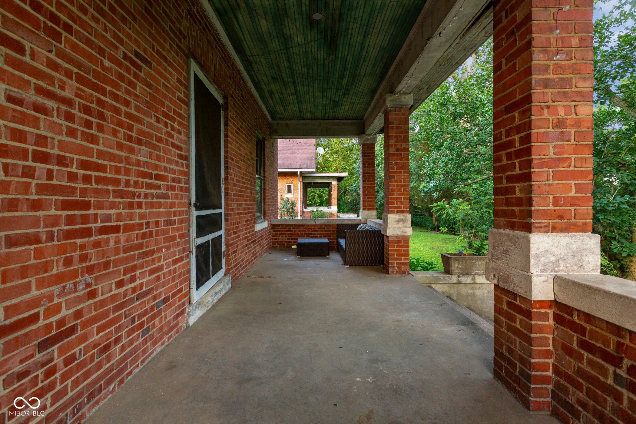 15960 Old Highway 111 SE