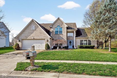 Photo of 5295 Berkshire South Boulevard, Greenwood, IN 46142 (MLS # 22092194)