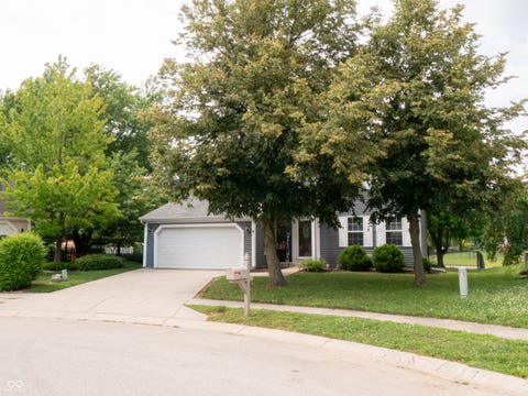 Photo of 3312 Azalea Court, Westfield, IN 46074 (MLS # 22110505)