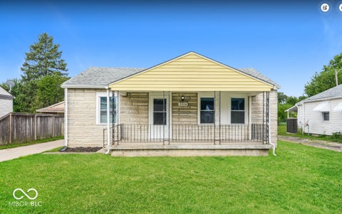 Photo of 2918 Denison Street, Indianapolis, IN 46241 (MLS # 22124736)