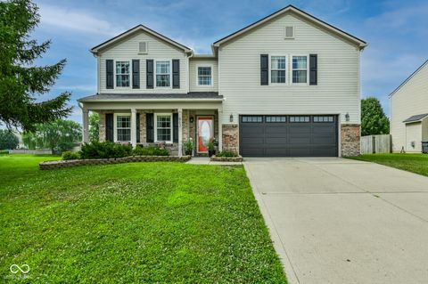 Photo of 863 Moate Circle, Greenwood, IN 46143 (MLS # 22113472)