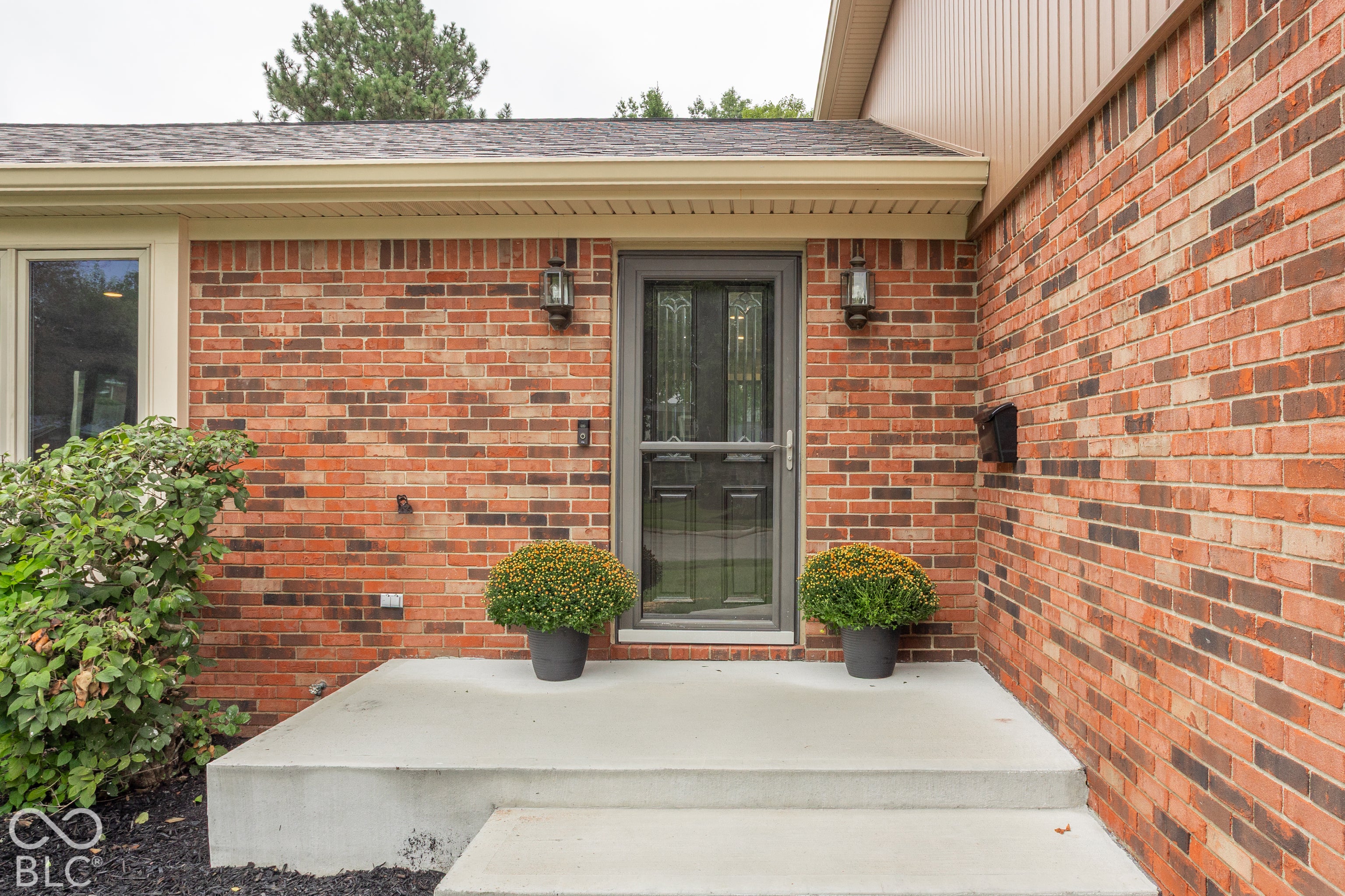 2209 Center Drive