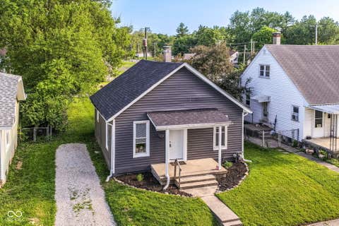 Photo of 1525 W 5th Street, Anderson, IN 46016 (MLS # 22101713)