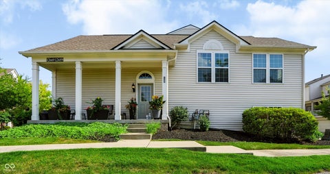 Photo of 12689 Hollice LN, Fishers, IN 46037 (MLS # 22114893)