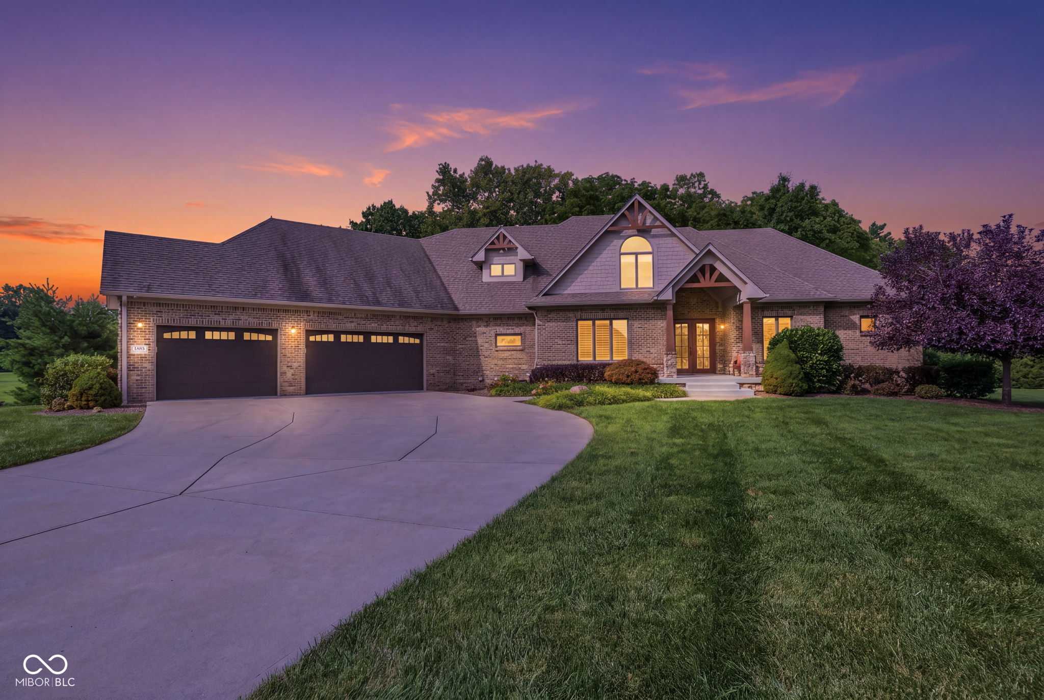 4202 Whitetail Woods Drive