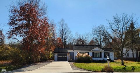 Photo of 8219 E 75th Street, Indianapolis, IN 46256 (MLS # 22073715)