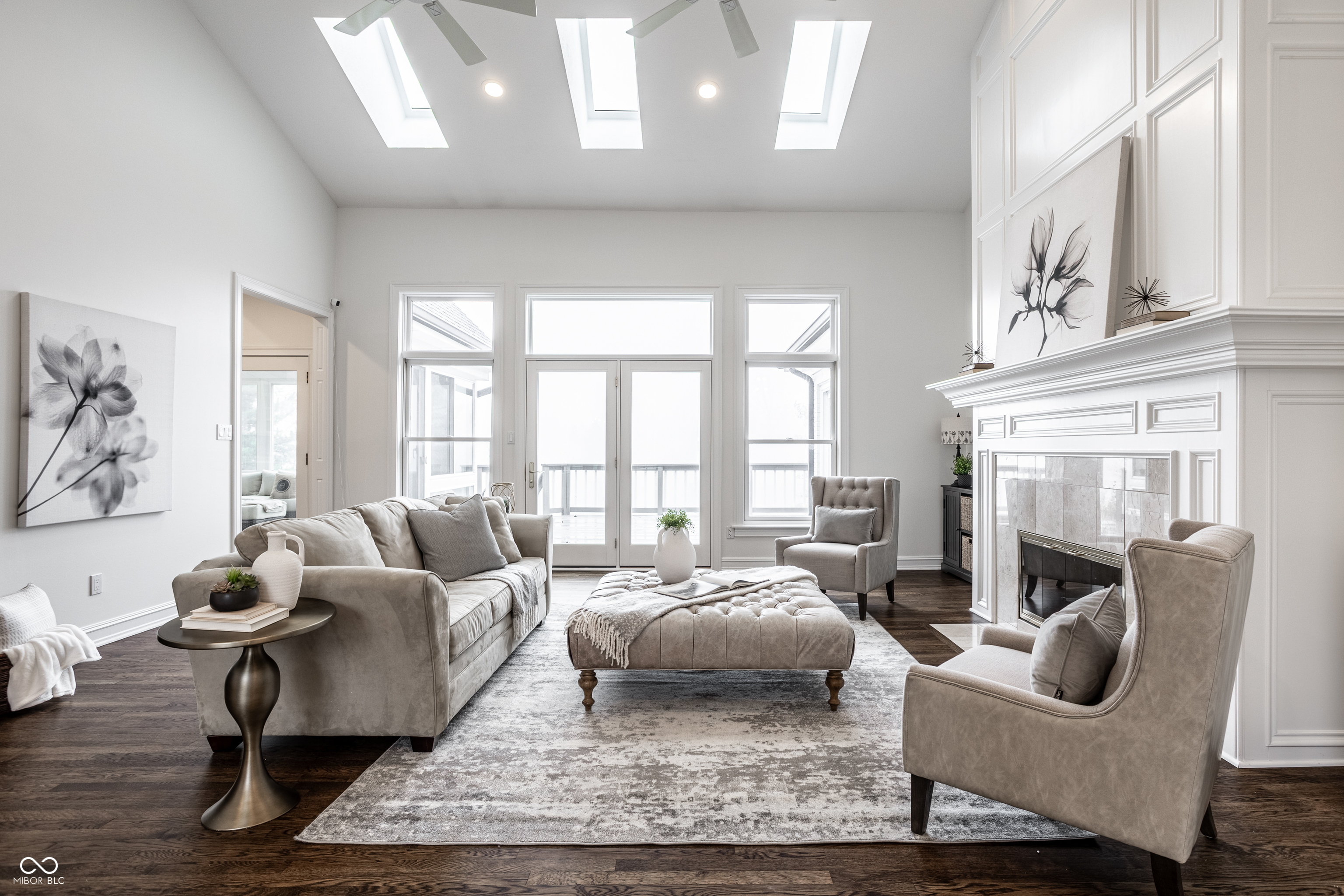 9889 Summerlakes Drive