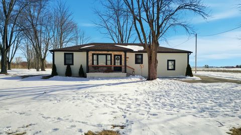 Photo of 228 N 600 W, Boggstown, IN 46110 (MLS # 22083687)