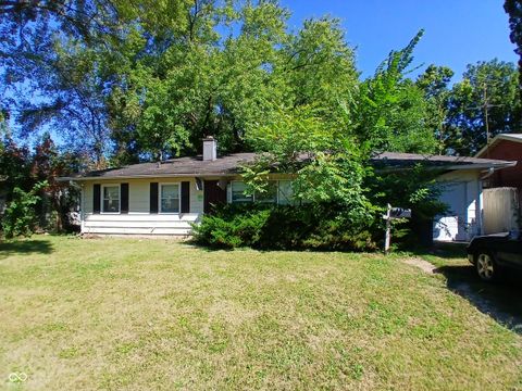 Photo of 4338 Thrush Drive, Indianapolis, IN 46222 (MLS # 22074789)