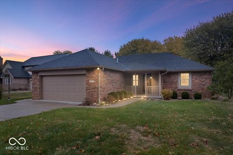 813 Morphis Lane Greenwood IN 46142