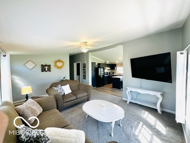 7452 W County Road 105 N