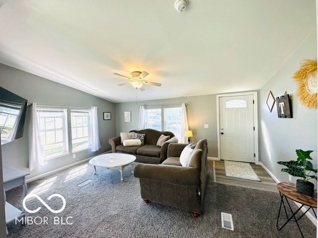 7452 W County Road 105 N