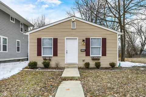 2402 Adams Street, Indianapolis, IN 46218 - MLS#: 22023718