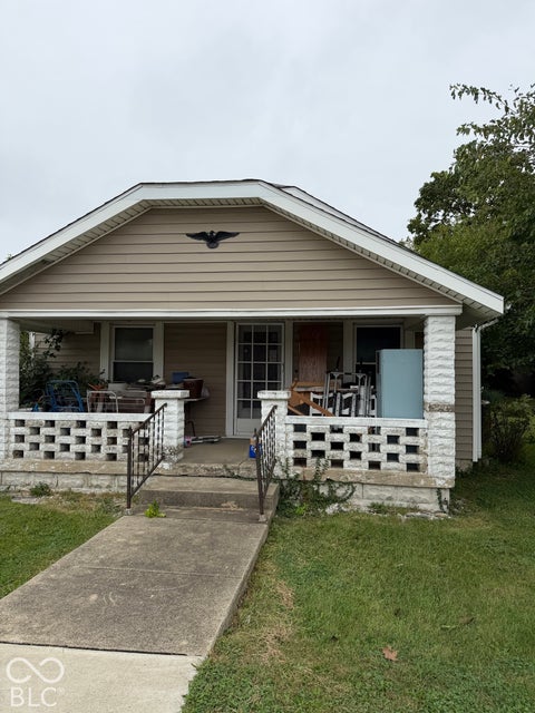 Photo of 307 N Lincoln Road, Rockville, IN 47872 (MLS # 22130914)