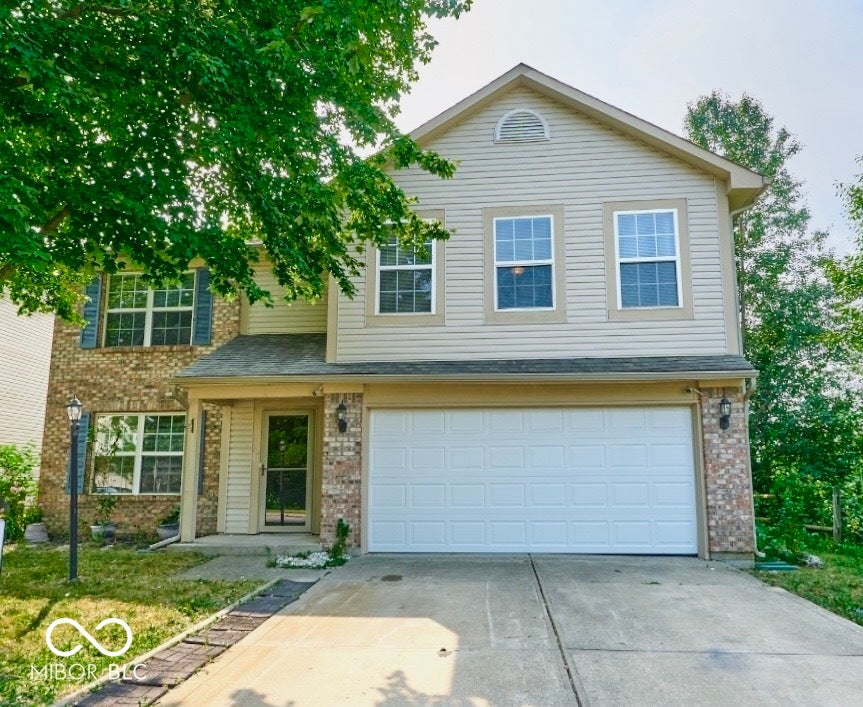 827 Treyburn Lakes Way