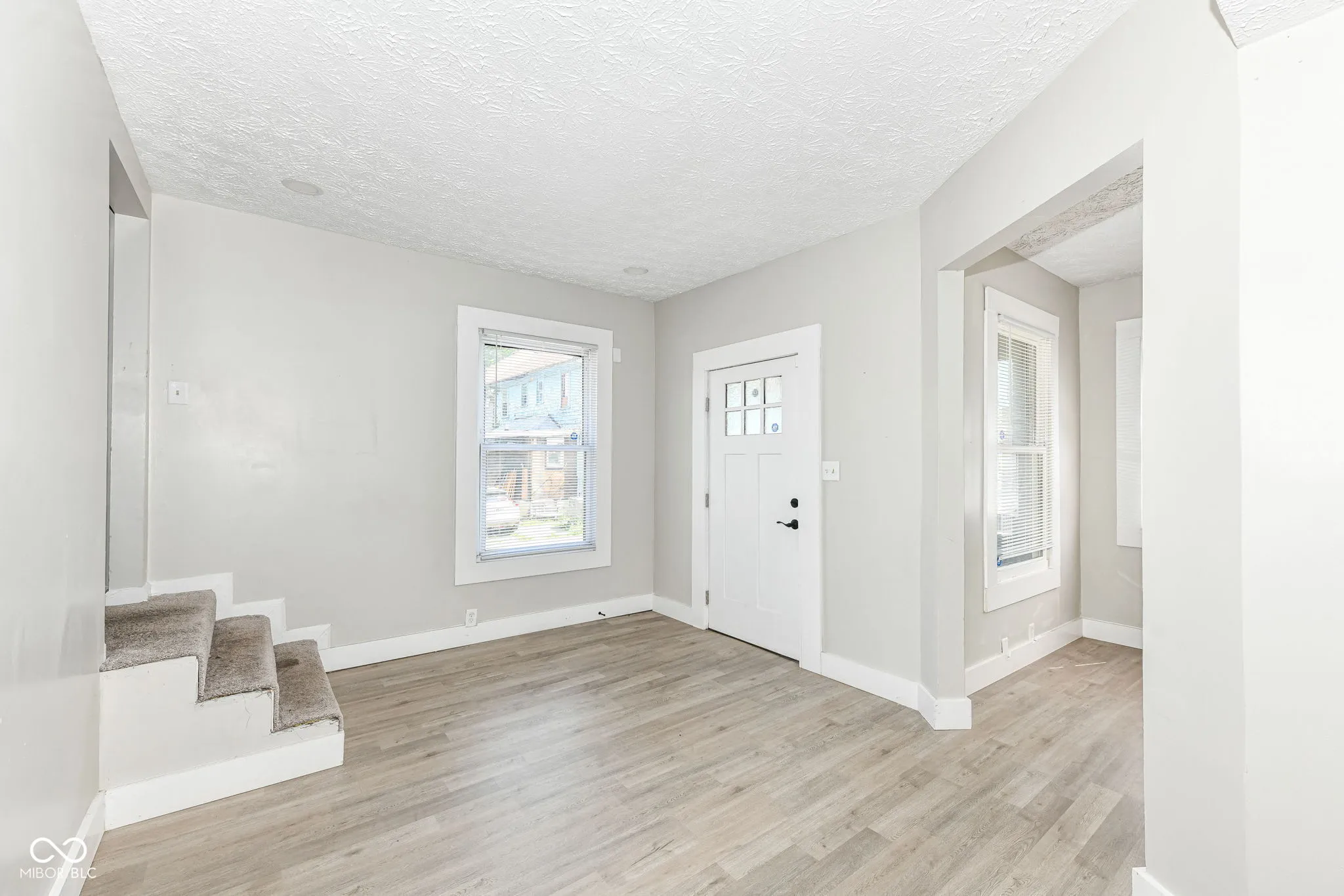 Indianapolis, Indiana 46205, United States, ,Residential,Active,160427