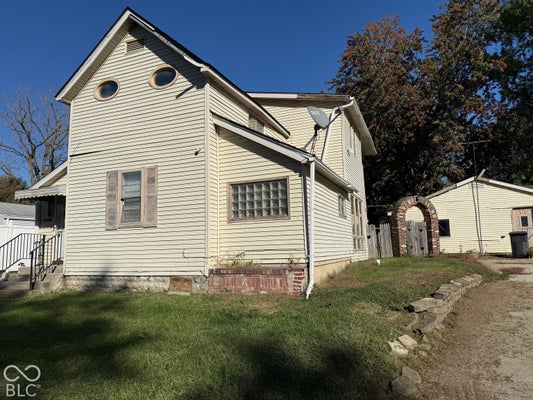 2424 FAIRVIEW ST, ANDERSON, IN 46016 - Image f6fba6609504ef06e63606b8d76d6d36/2075713952