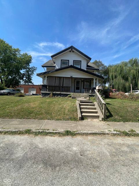 Photo of 20 Woodland Drive, Indianapolis, IN 46201 (MLS # 22093211)