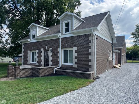 307 W Pierce Street Whitestown IN 46075