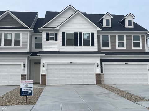 Photo of 644 Garrow Drive, Westfield, IN 46074 (MLS # 22078739)