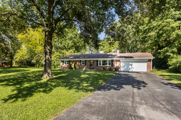10461 WOODLAWN DR, CARMEL, IN 46280 - Image f73f78bfc59ba2b802abc7bcea4faf95/1776351437