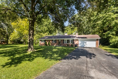 10461 Woodlawn Drive Carmel IN 46280