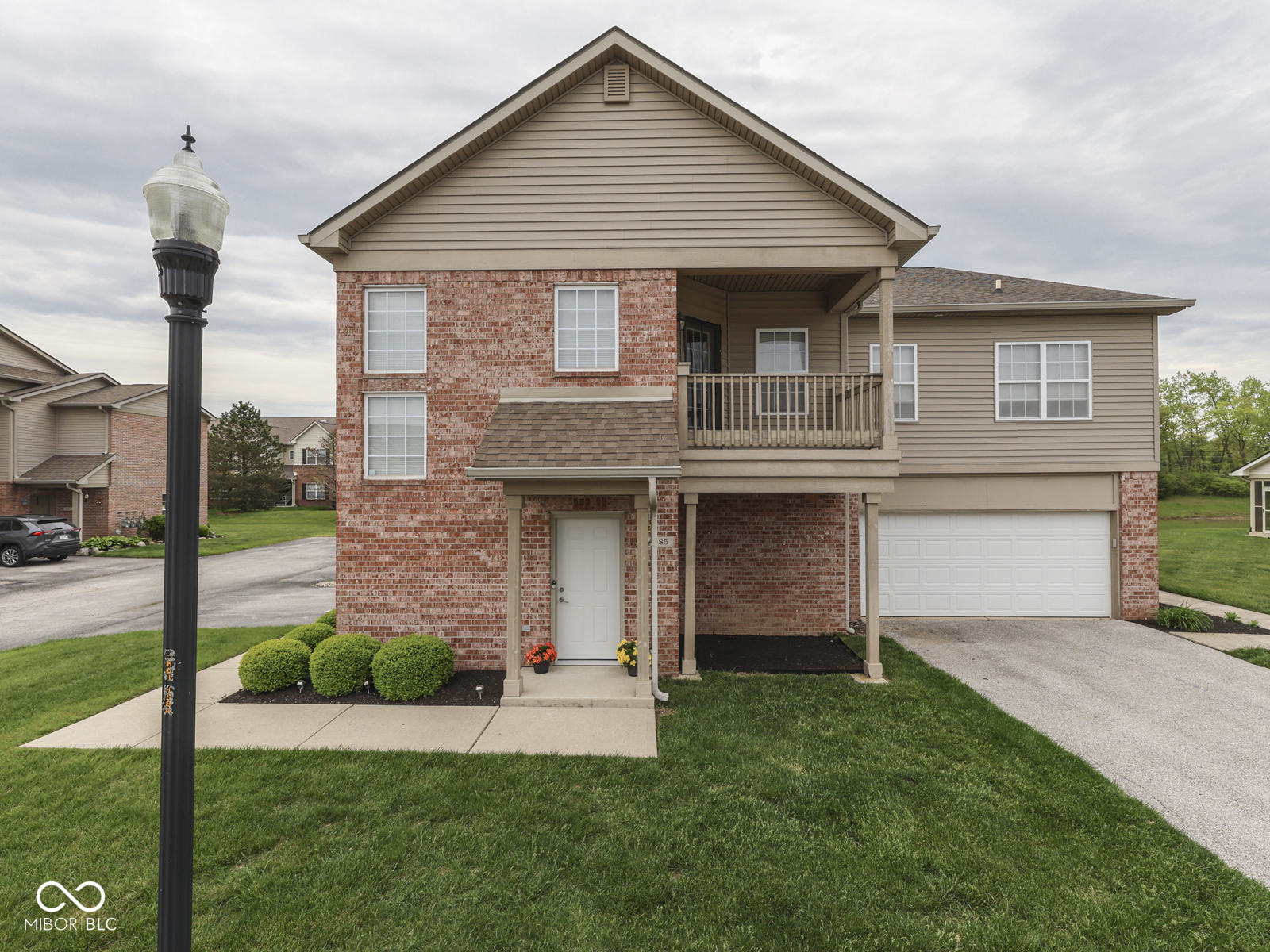 Photo 1 of 24 — 4285 Washington Boulevard, Plainfield, IN 46168