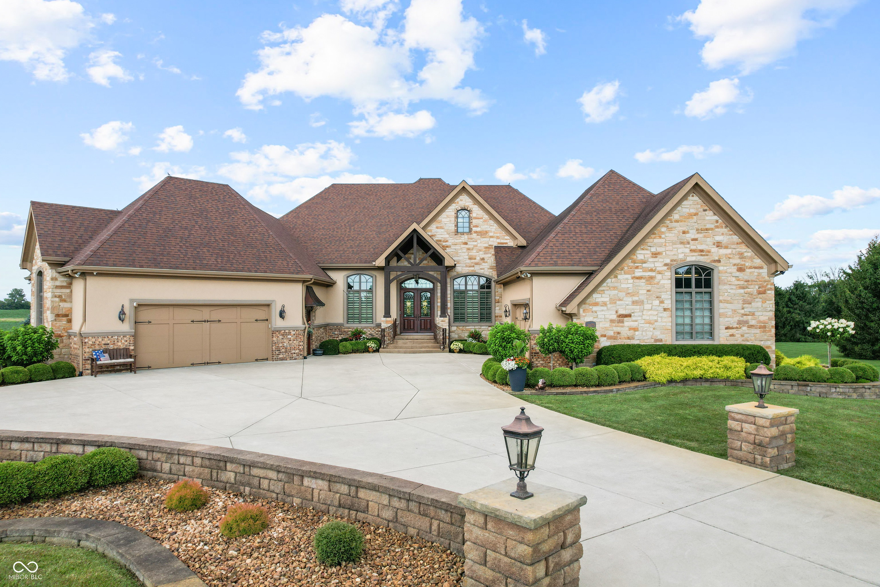 3075 Hurricane Road